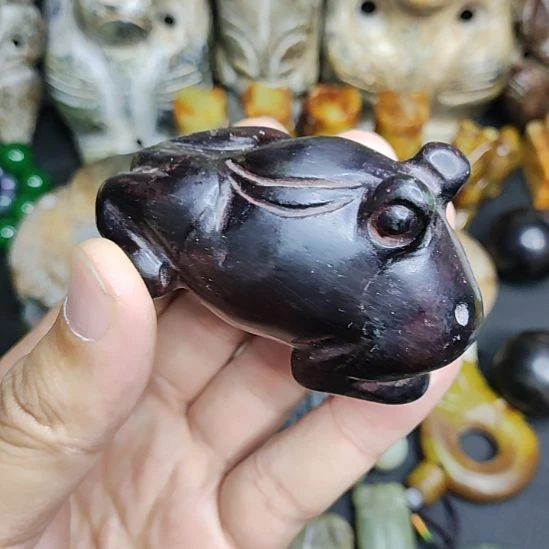 瓷物件优美，欢迎咨询