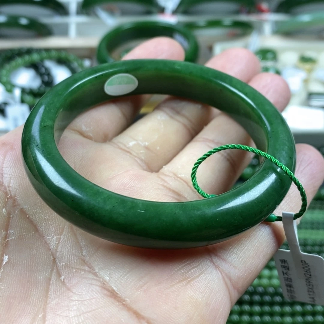 和田玉（碧玉）手镯未镶嵌59