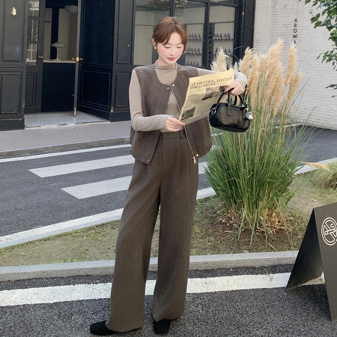 一整套ootd穿搭套装女2025秋季新款简约马甲打底衫阔腿裤三件套