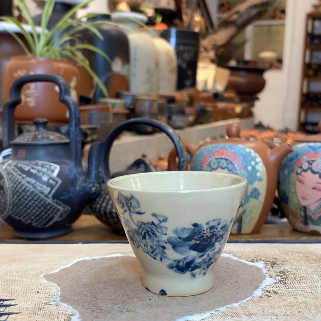 璞***修云南建水紫陶品茗杯