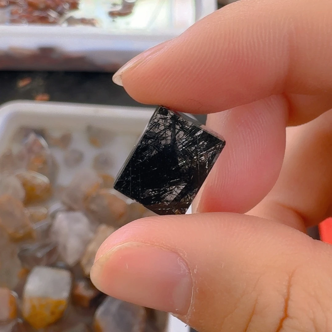 未镶嵌珠宝半成品水晶饼**呀