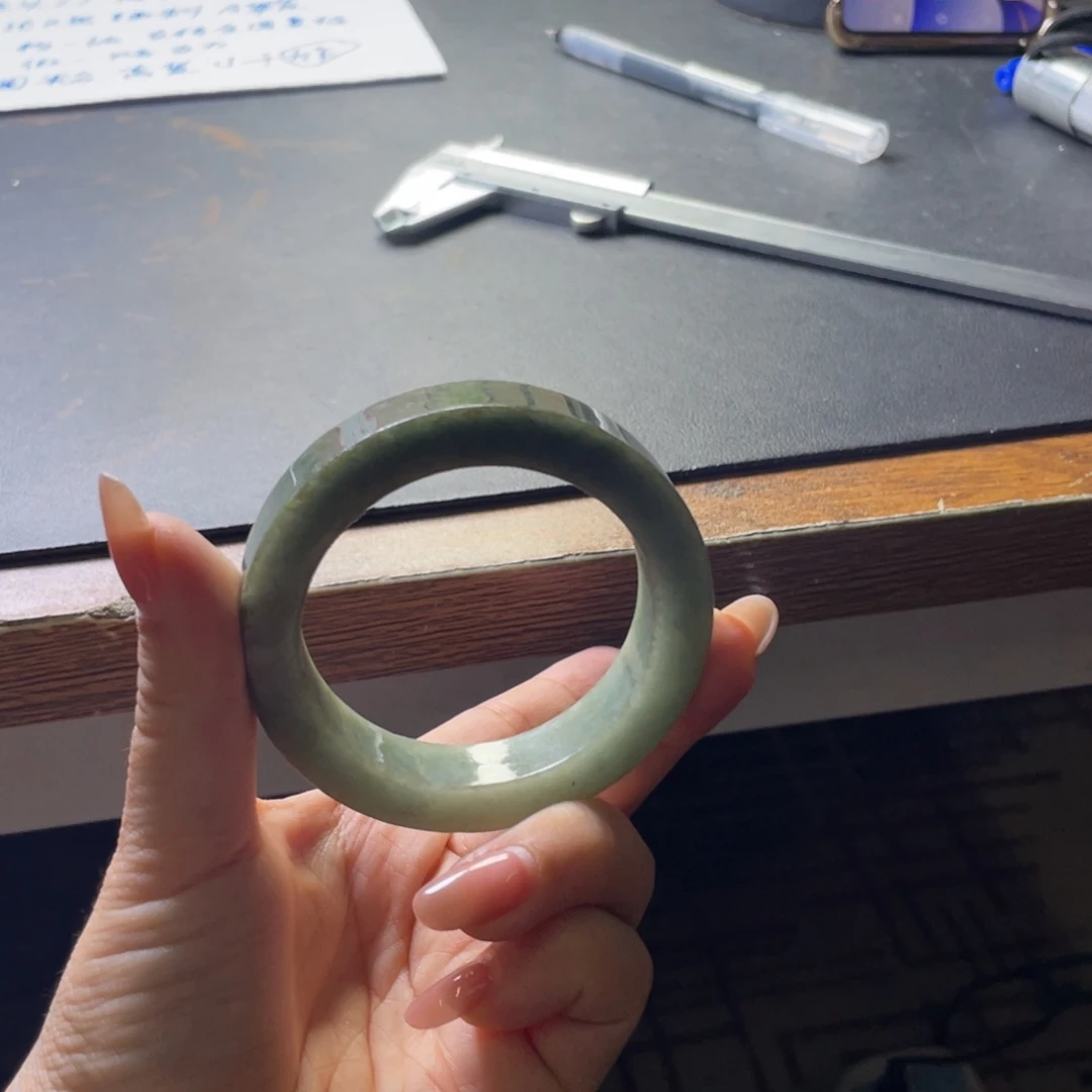 果***橙定制翡翠未镶嵌翡翠手镯