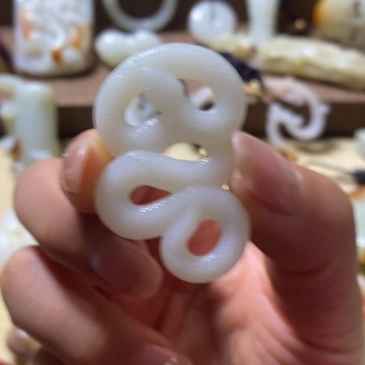 和田玉（糖玉）挂件未镶嵌文*