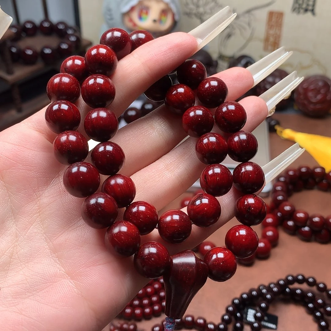 美****檀香紫檀（小叶紫檀）1.2鳞底金星手持