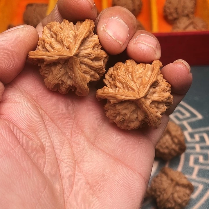 吊坠文玩核桃一图一物