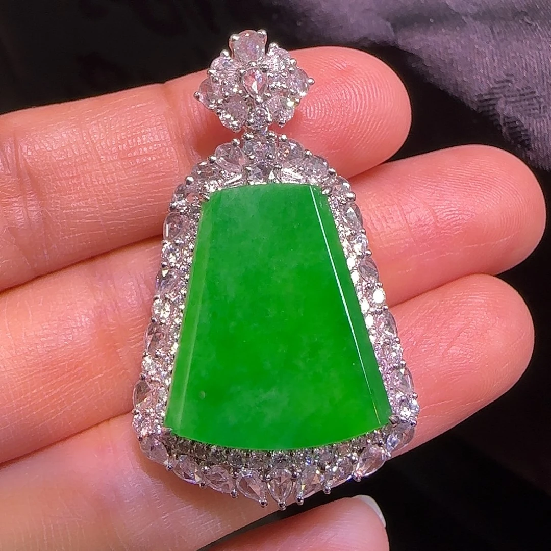 翡翠18K金镶嵌吊坠(不含链)