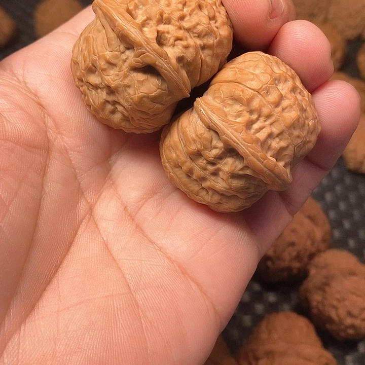 吊坠文玩核桃麦***堡38尺，全品南瓜墩