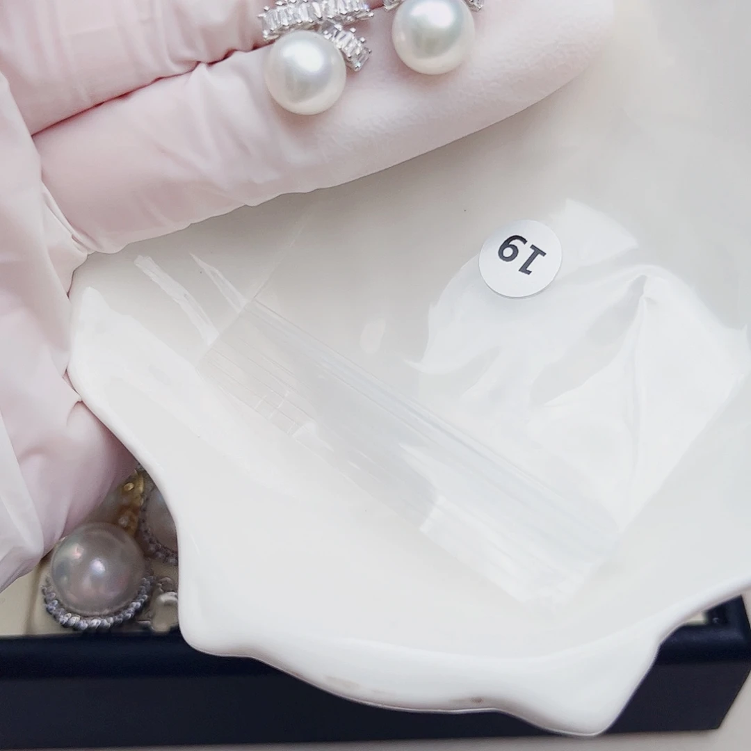 银S925镶嵌淡水珍珠耳饰