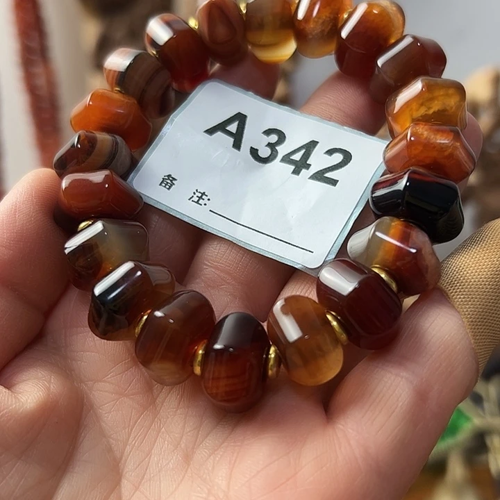 起***东玛瑙/玉髓未镶嵌颈饰