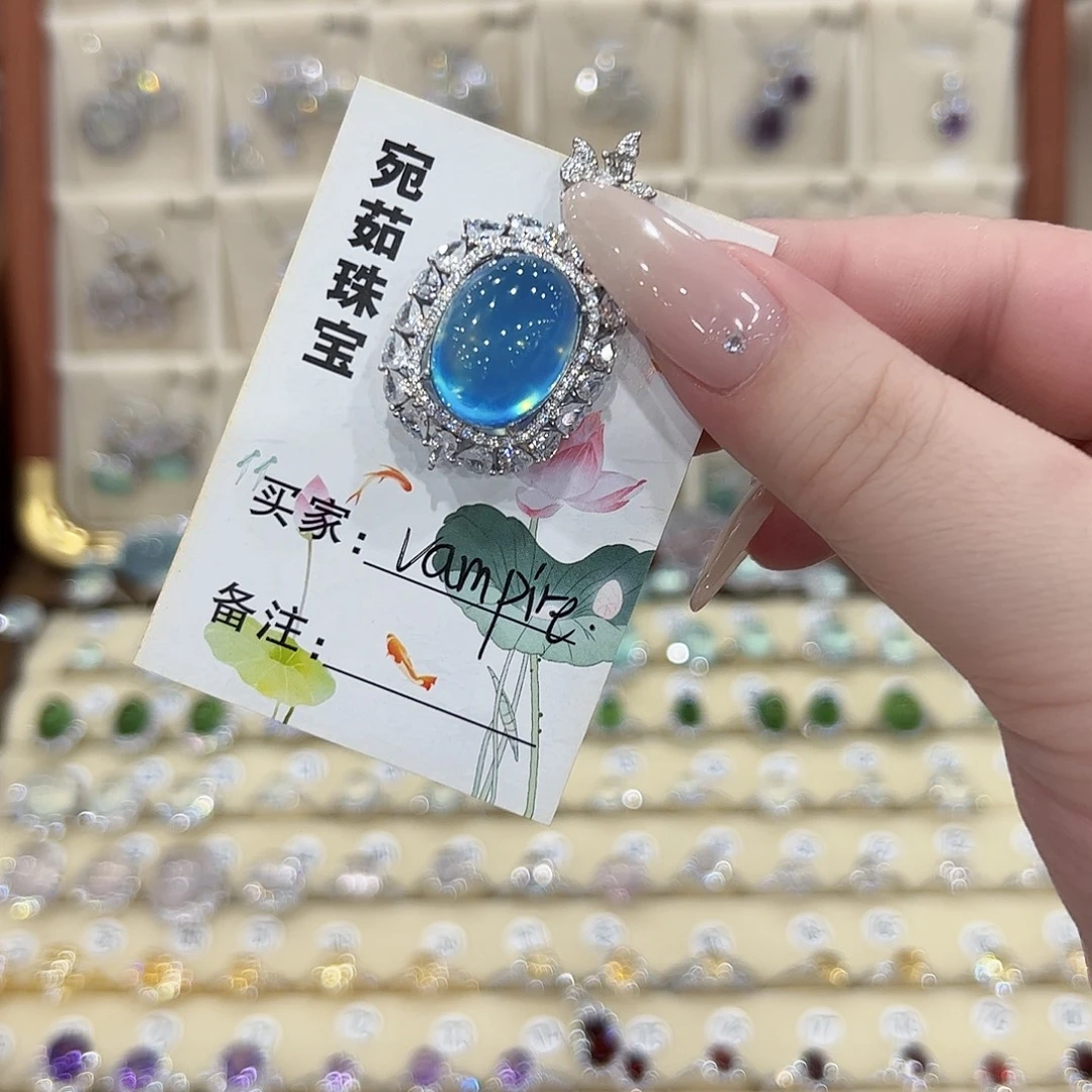 V***e海蓝宝石颈饰银S925镶嵌