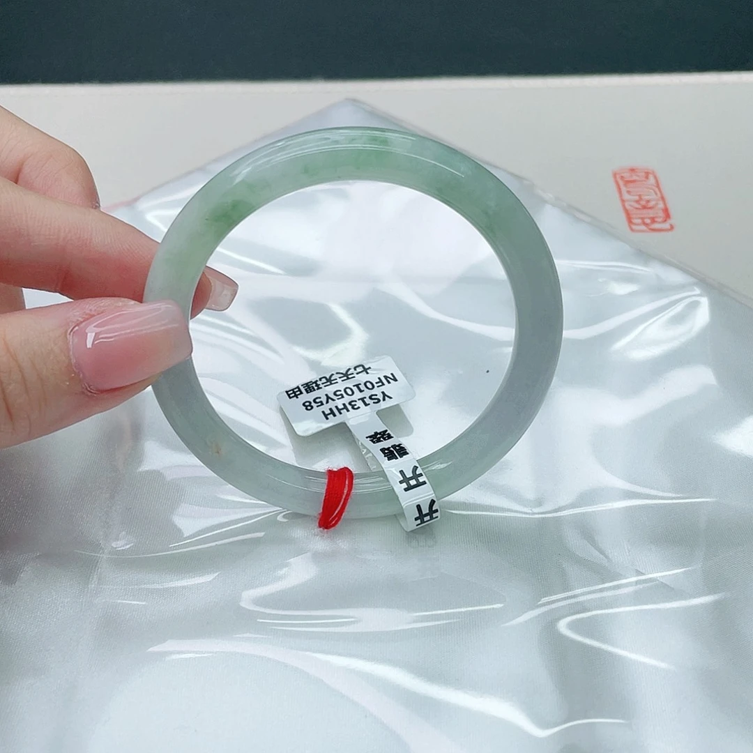 翡翠手镯未镶嵌圆54.7