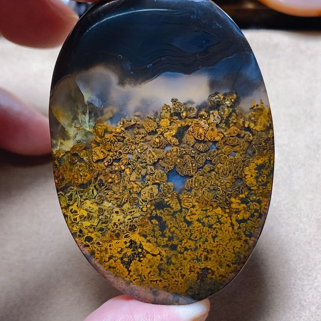 未镶嵌颈饰玛瑙/玉髓疯*子