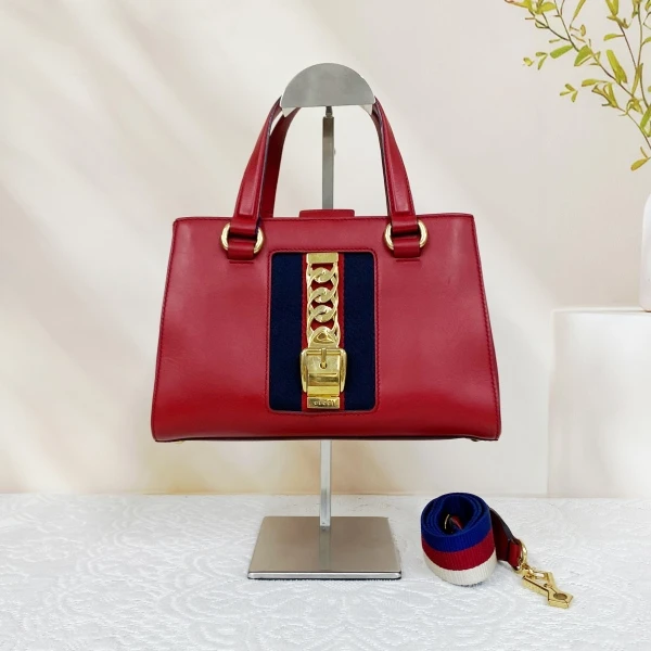 95新/古驰/包包/市场价15800/250310CZ0028