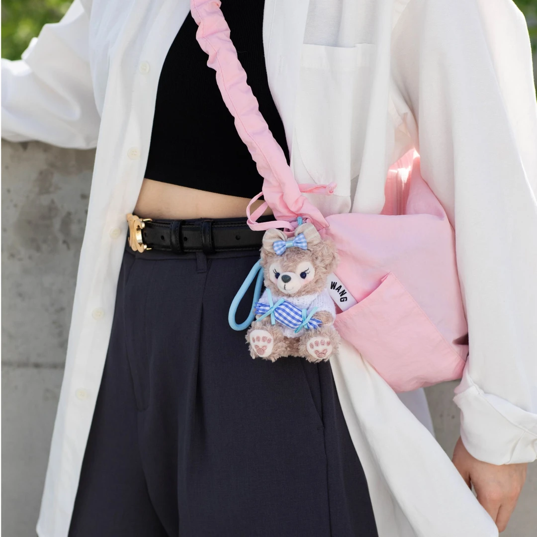 【甜脸】白色毛衣抱糖果玫玫包包挂饰钥匙扣毛绒公仔女生礼物