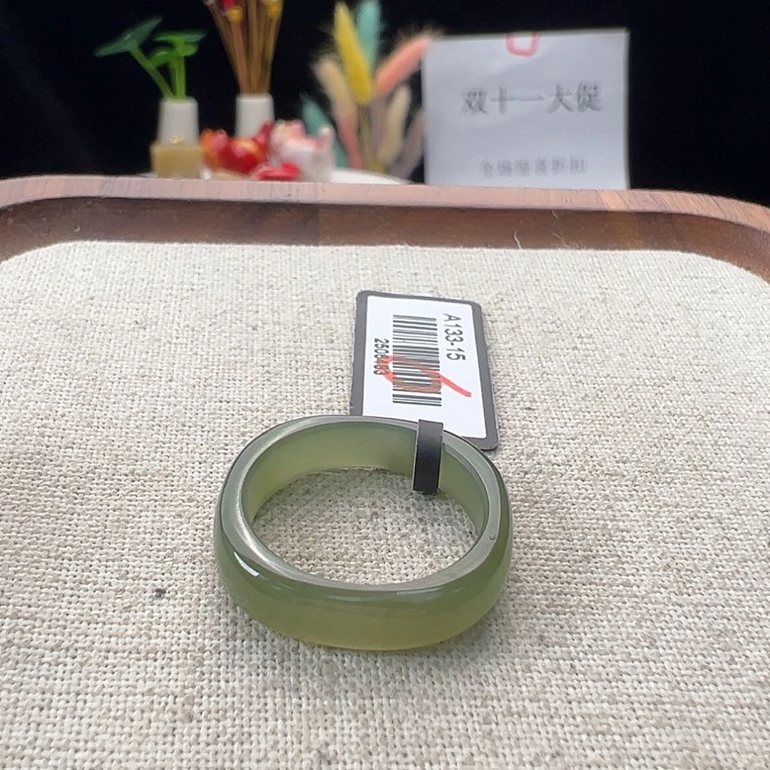 和田玉（糖玉）未镶嵌戒指K96菠菜绿方圆17.1 不退换