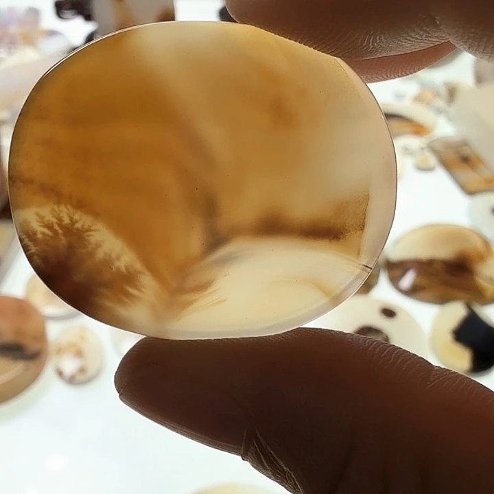 未镶嵌玛瑙/玉髓珠宝半成品