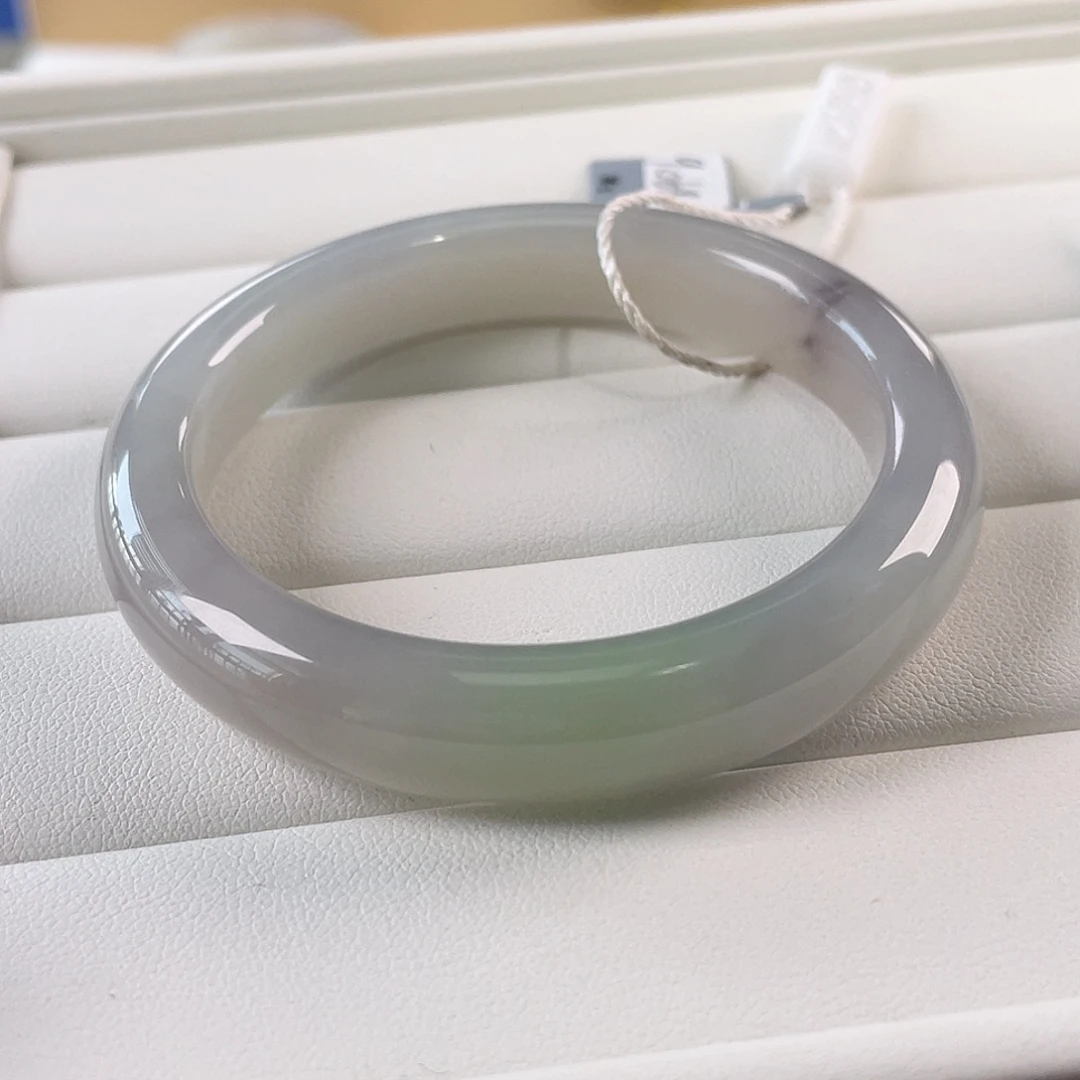 和田玉未镶嵌手镯冰紫带翠，今日推荐