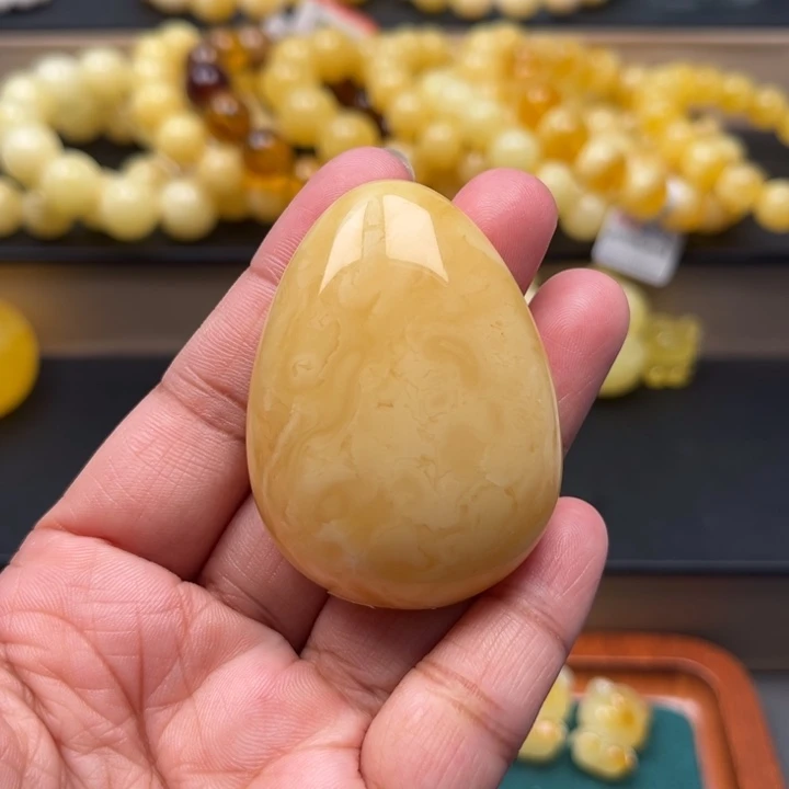 琥珀未镶嵌珠宝奇石M132号妖花水滴