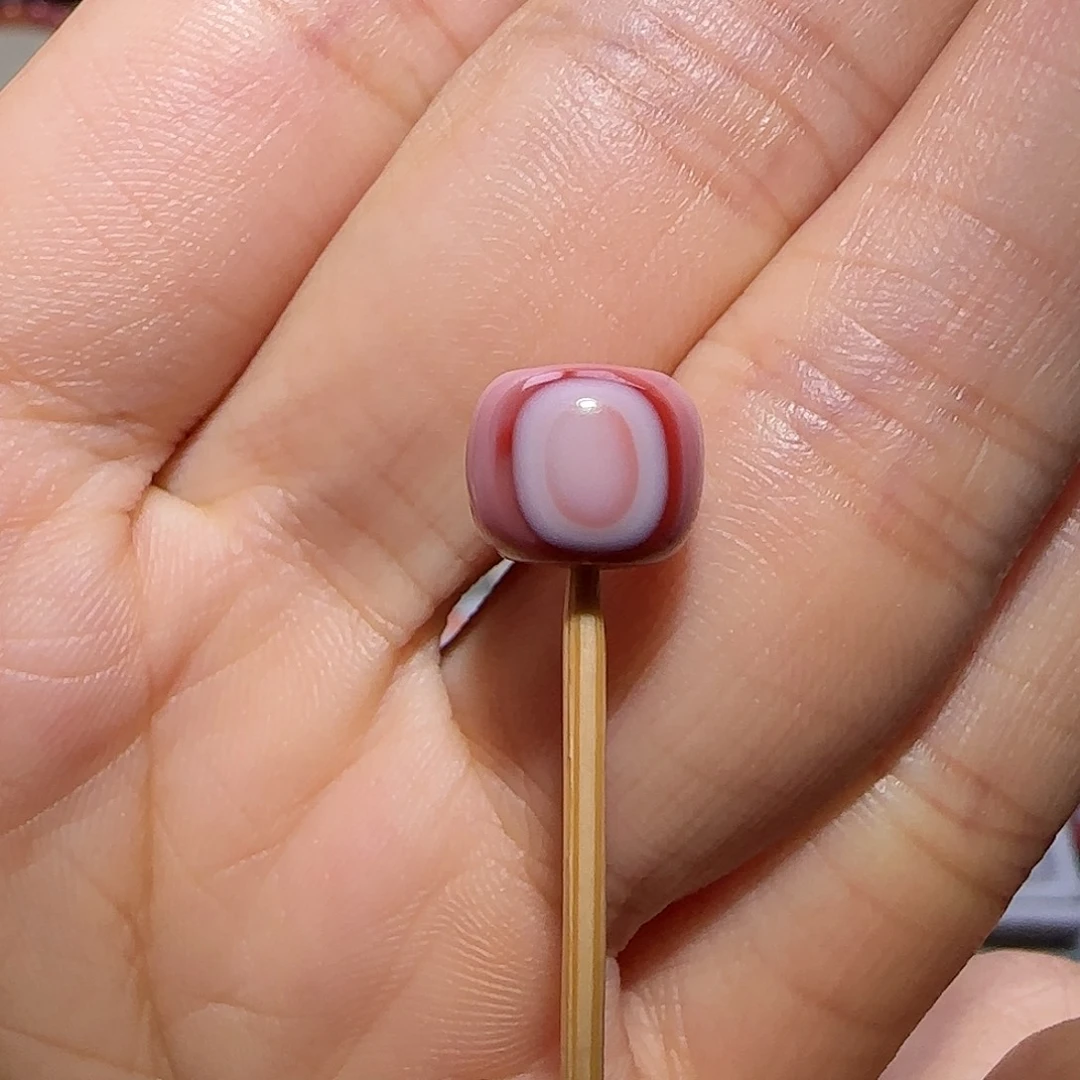 未镶嵌南红玛瑙珠宝奇石
