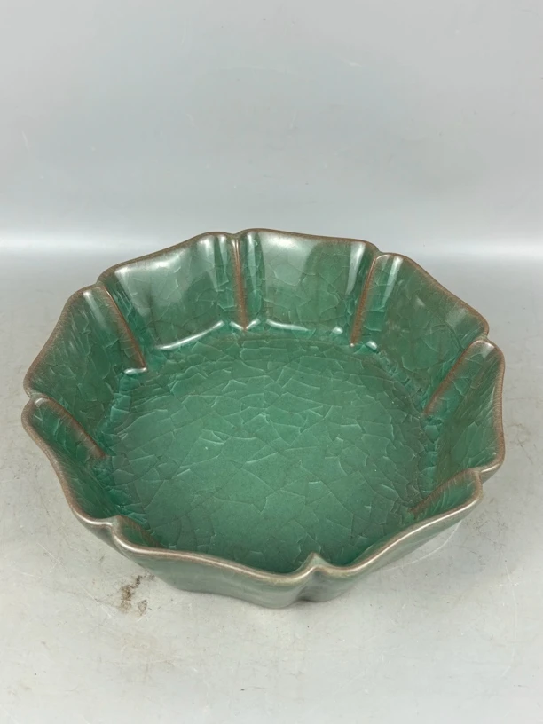 手工制作精美陶瓷摆件花瓣冰裂釉冰裂纹绿色青瓷