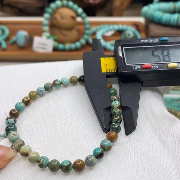 绿松石未镶嵌珠宝