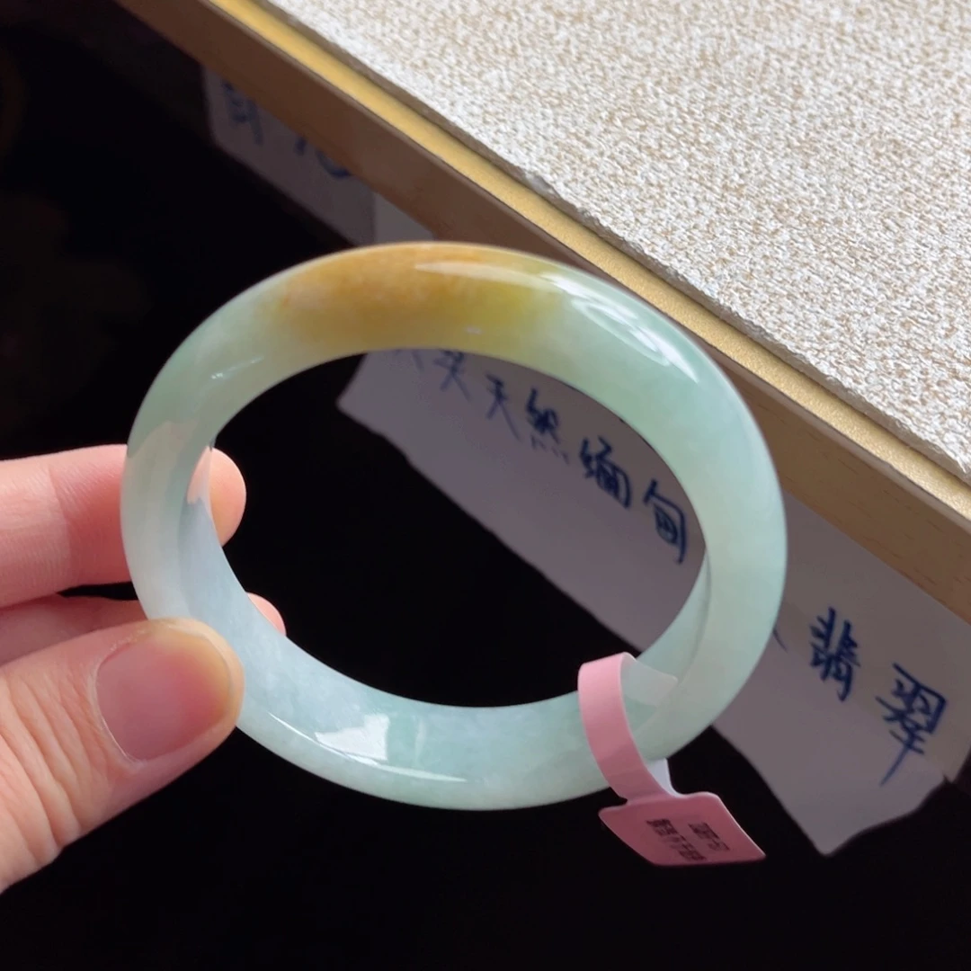 翡翠未镶嵌手镯手镯
