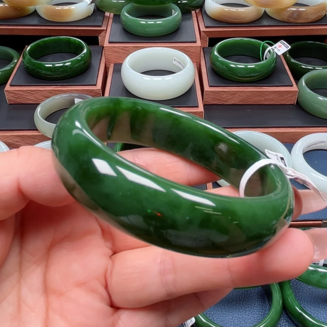 未镶嵌手镯和田玉（碧玉）5859圈口