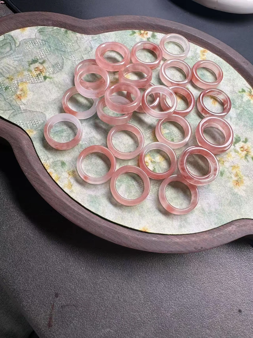 天然金丝玉桃花酿少女粉色指环简约百搭多样性发货（1个）