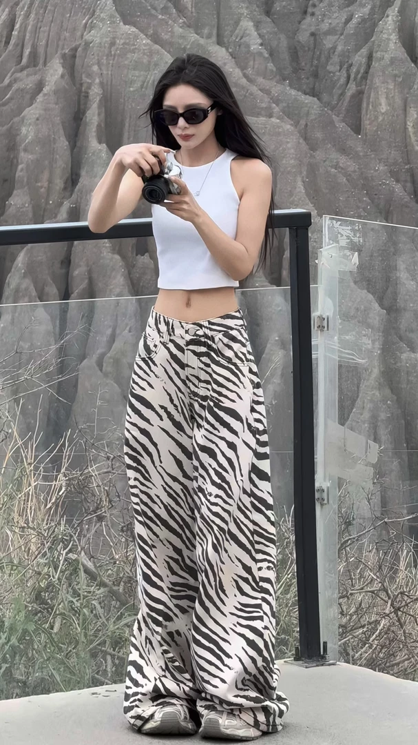 现货)夏季时髦小众斑马纹豹纹高腰显瘦百搭阔腿拖地牛仔裤女