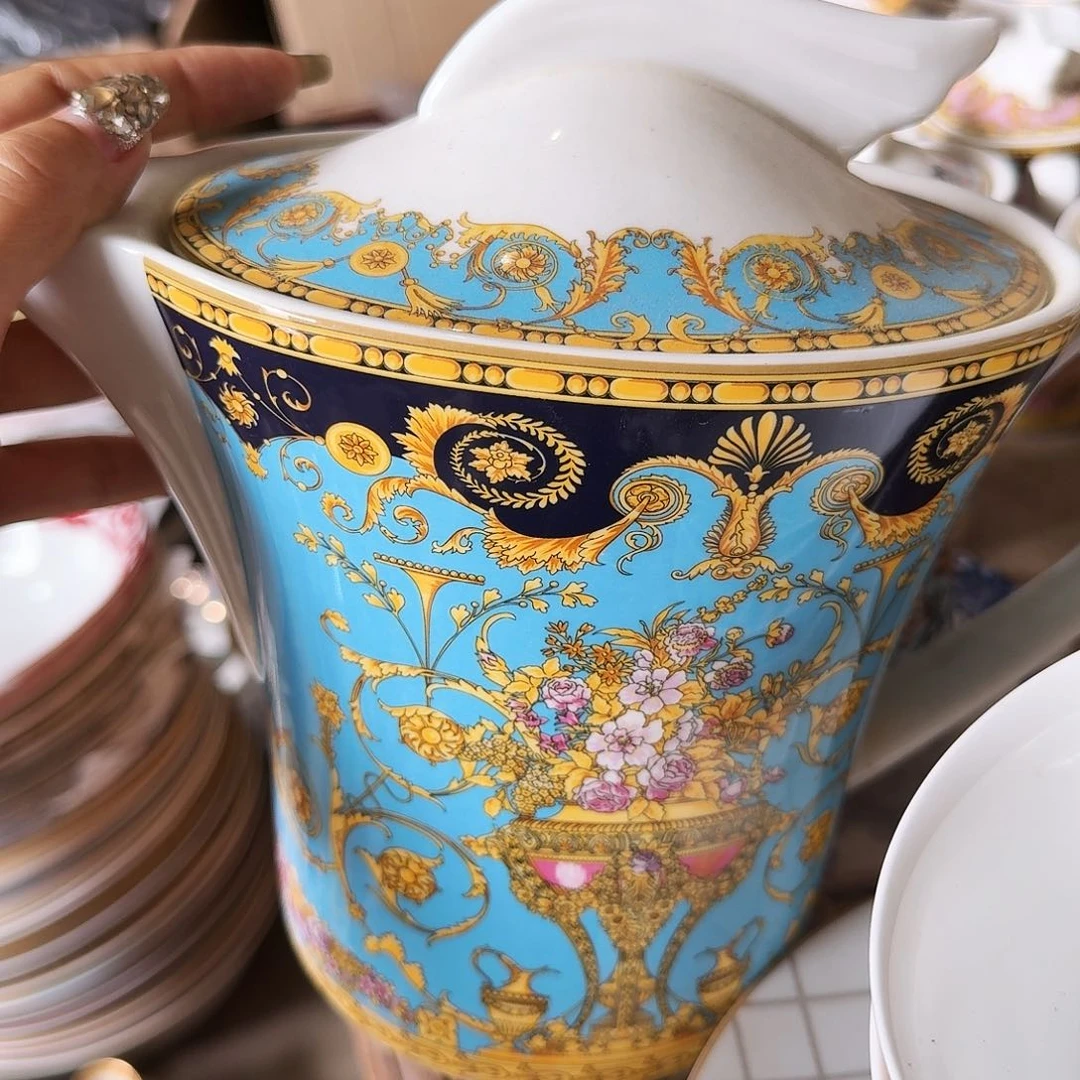 仁***兄瓷片骨瓷陶瓷家具包邮餐具等