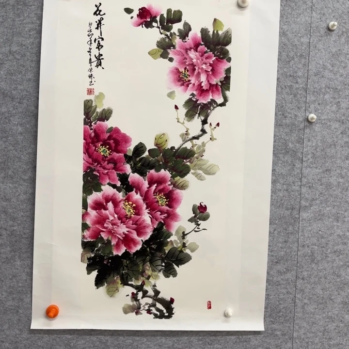 国画花鸟等图案为一体而