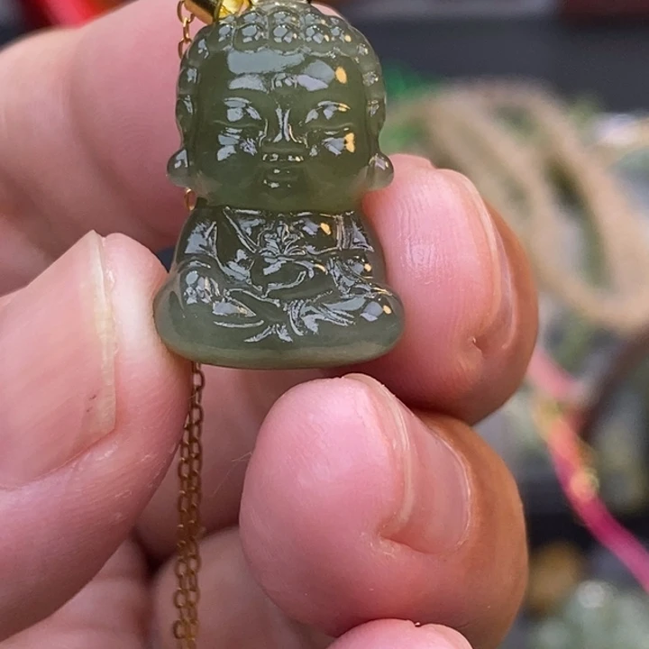 颈饰未镶嵌和田玉