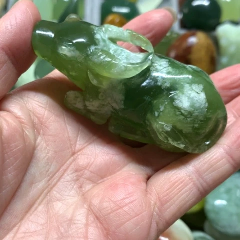 蛇纹石玉未镶嵌手把件