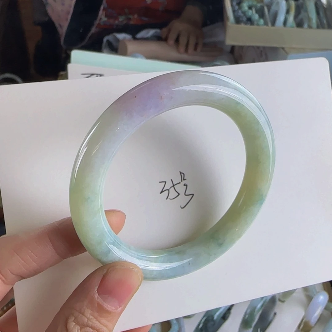 翡翠手镯未镶嵌老坑56.9圈