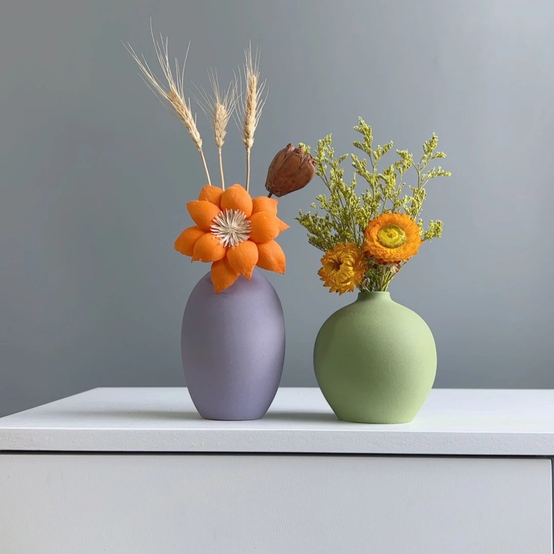 摆件陶瓷小花瓶摆件含花总高约20-30cm