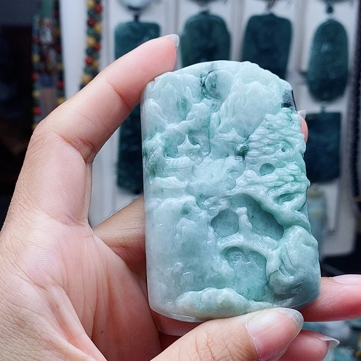 翡翠未镶嵌颈饰翡翠