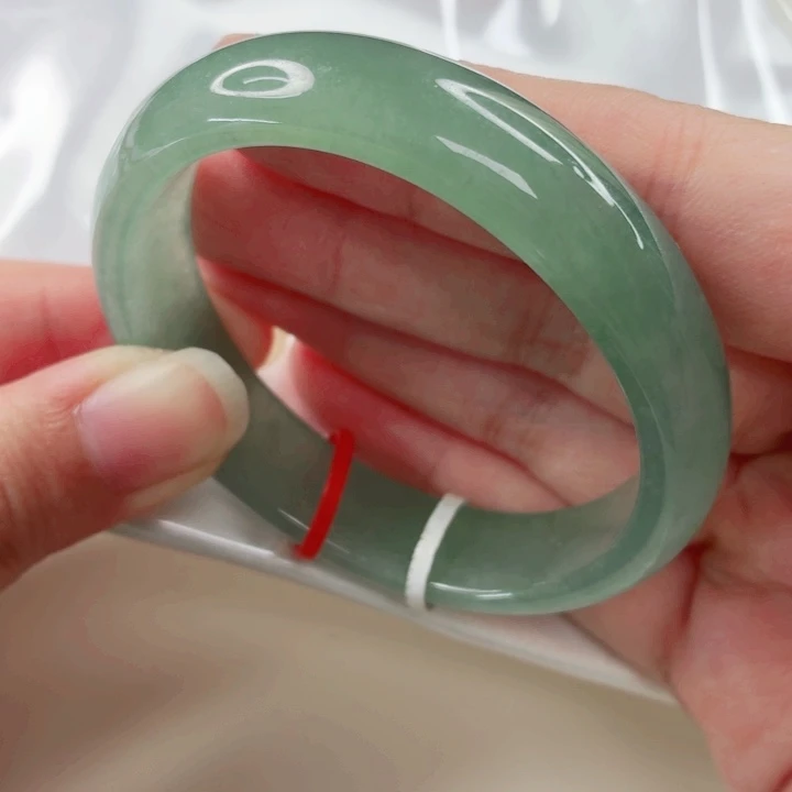 翡翠未镶嵌手镯53.1圈x490贵妃