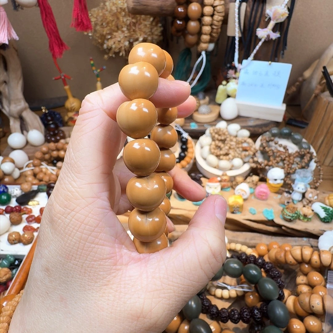 菩提吊坠菩提树和