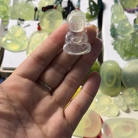 合金蛇纹石玉颈饰