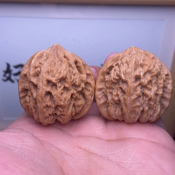 核桃千佛山小粗筋