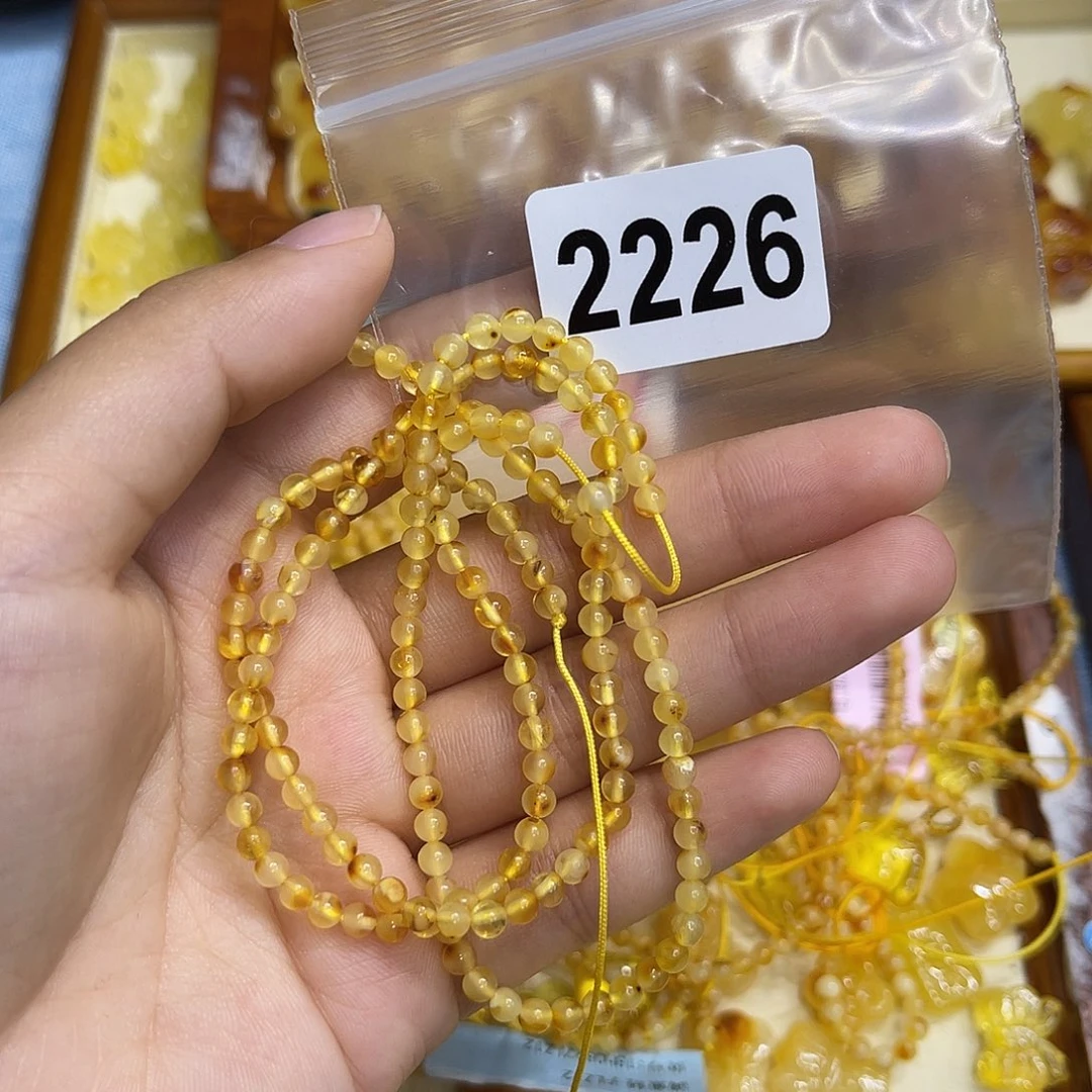 无***婆琥珀未镶嵌珠宝奇石