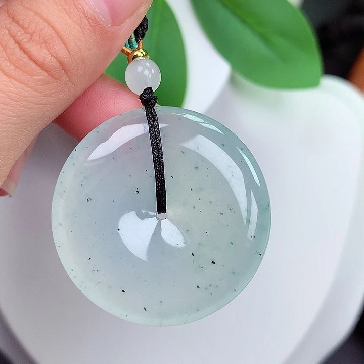 颈饰未镶嵌翡翠平安扣 36.9x6.4mm