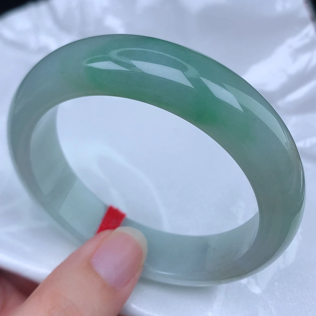 未镶嵌手镯翡翠天然