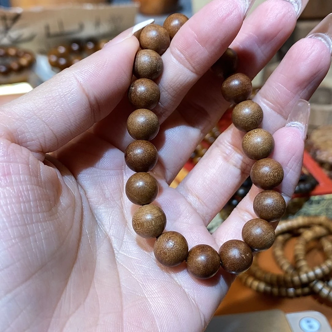 老山檀香1.0带瑕疵手串