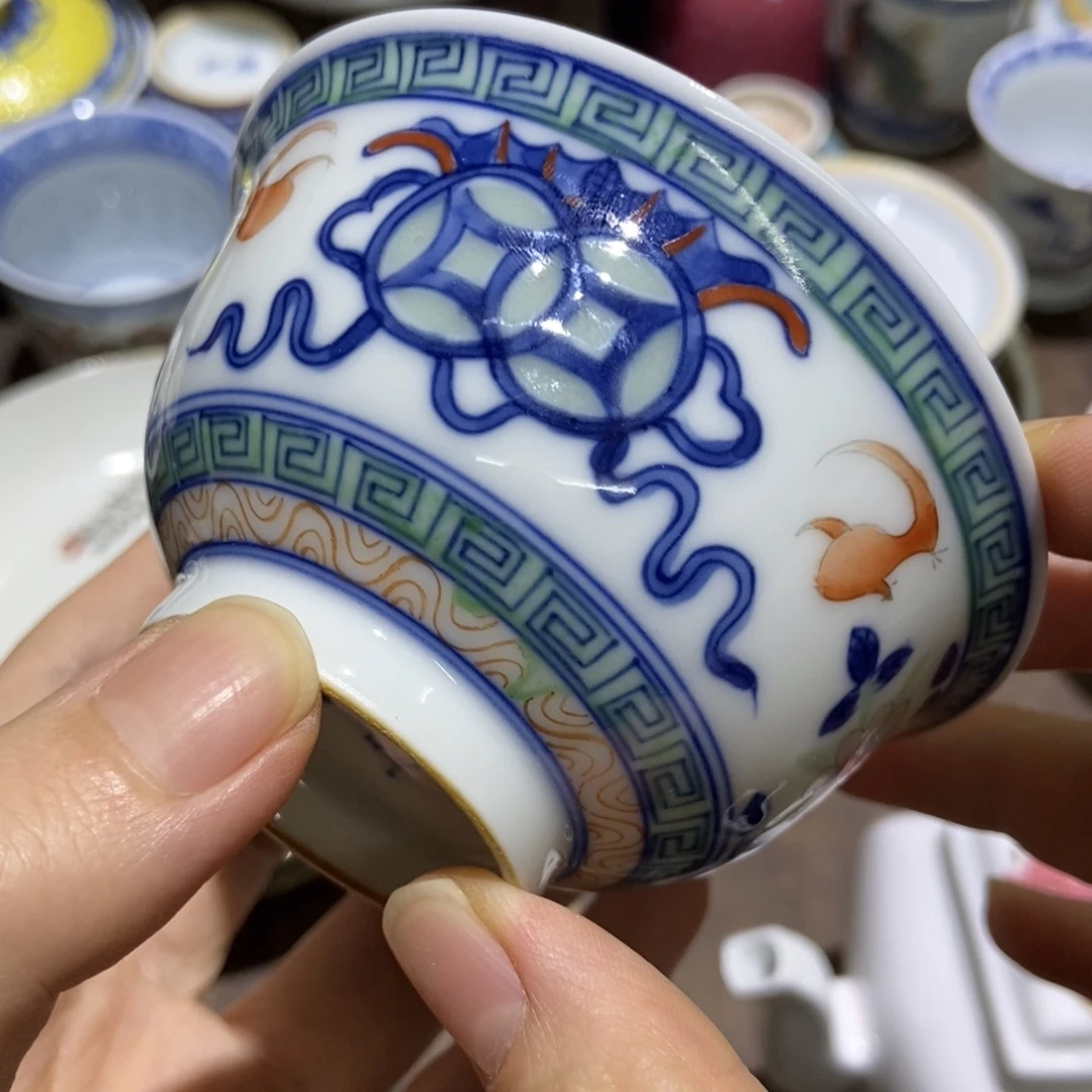 方***里陶瓷艺术品的制作