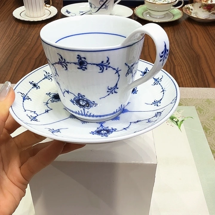 瓷片杯子杯子杯子水杯杯子水杯