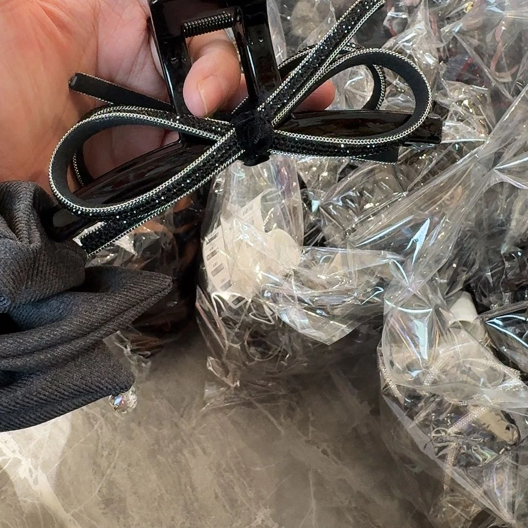 非金属黑色蝴蝶结抓