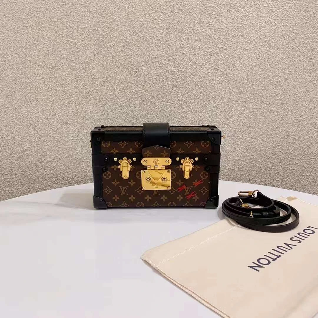 99新 LouisVuitton/路易威登 老花 硬盒子 单肩包