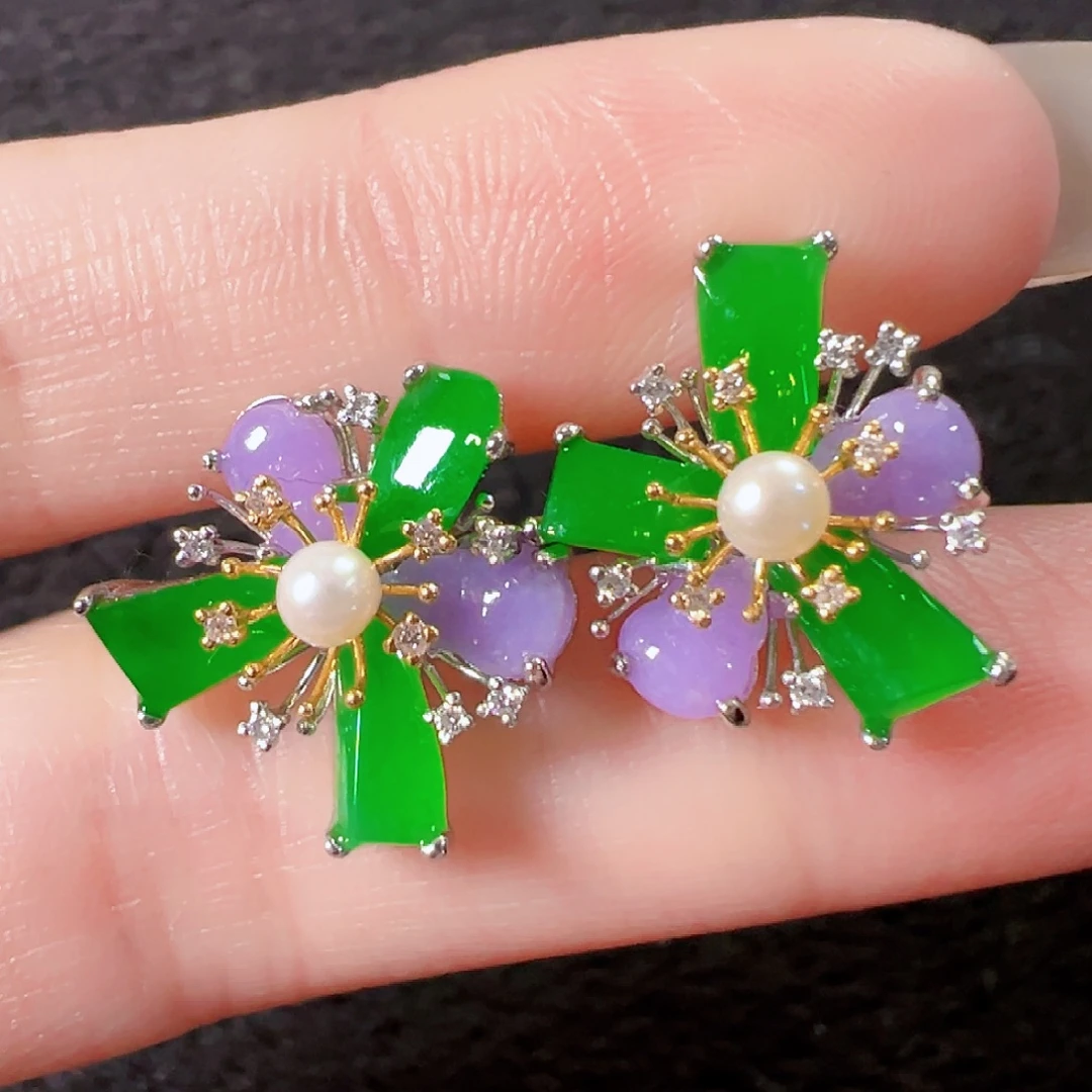 翡翠18K金镶嵌耳饰签收后24小时鉴赏期，过时不退