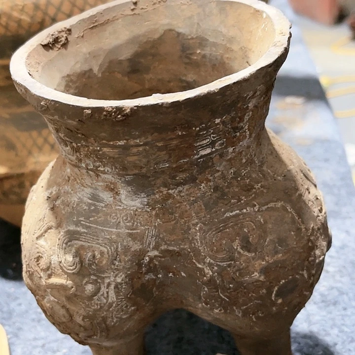 瓦当摆件摆件茶桌上有茶今***.